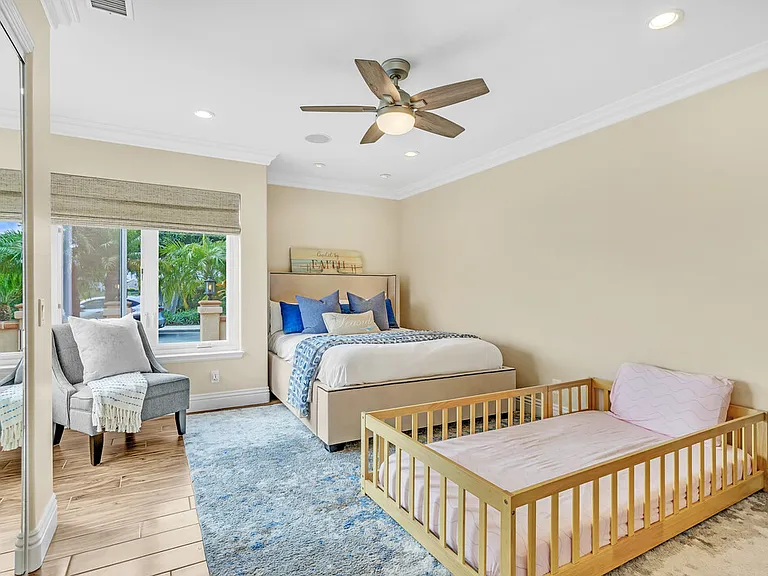 7564 Navigator Cir — Photo 34