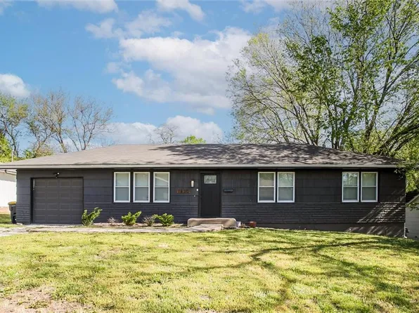 1830 Maddi Ave, Kansas City, MO 64132