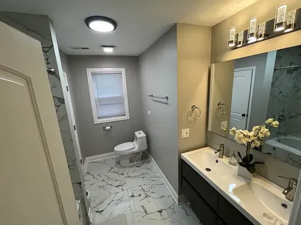 10558 S Calumet Ave #2A, Chicago, IL 60628