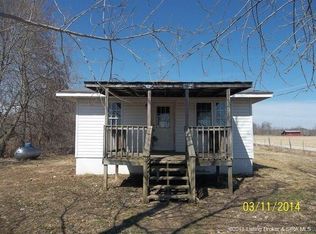 8074 E Blue River Rd, Pekin, IN 47165