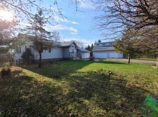 405 Coulee Trl, Hudson, WI 54016