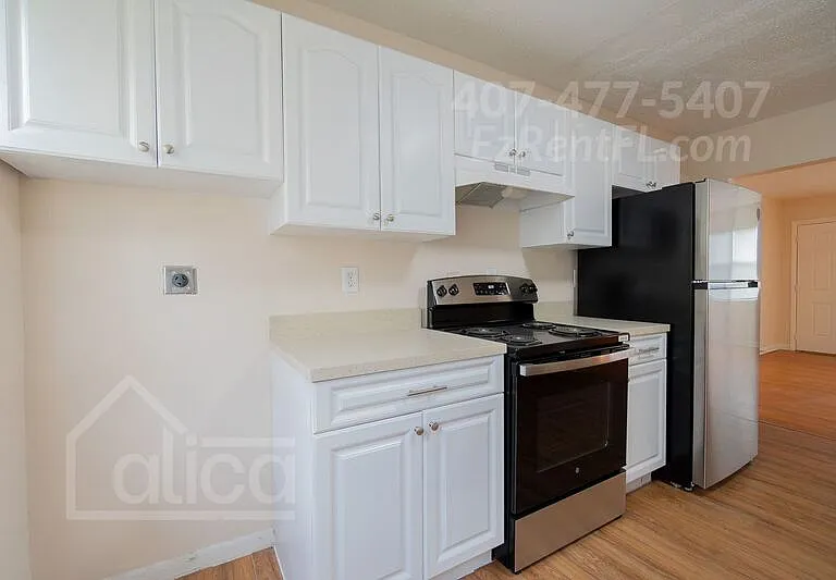 610 6th St #D — Photo 1