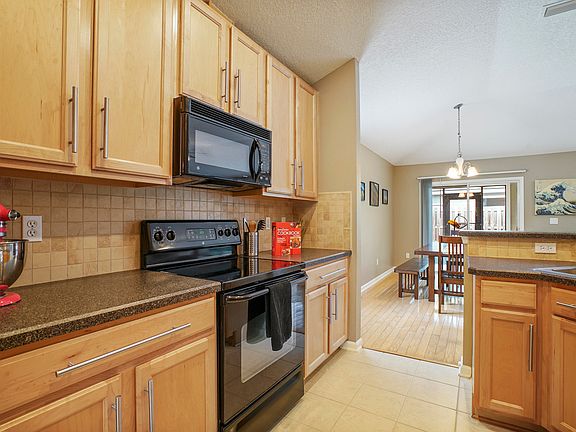 5th image of 2605 Ashfield Ct