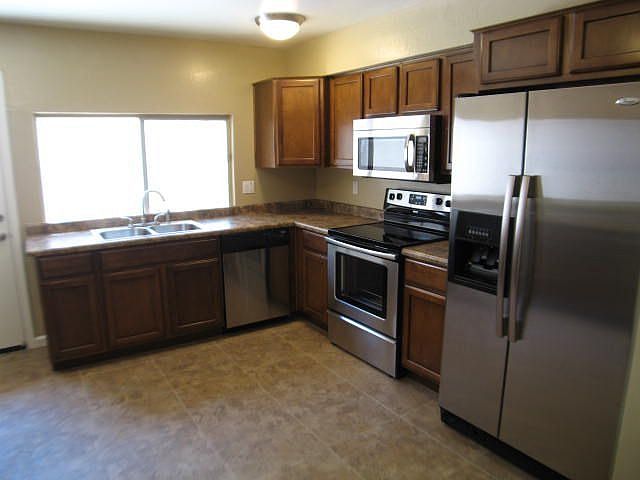 2nd image of 1823 S Torre Molinos Cir