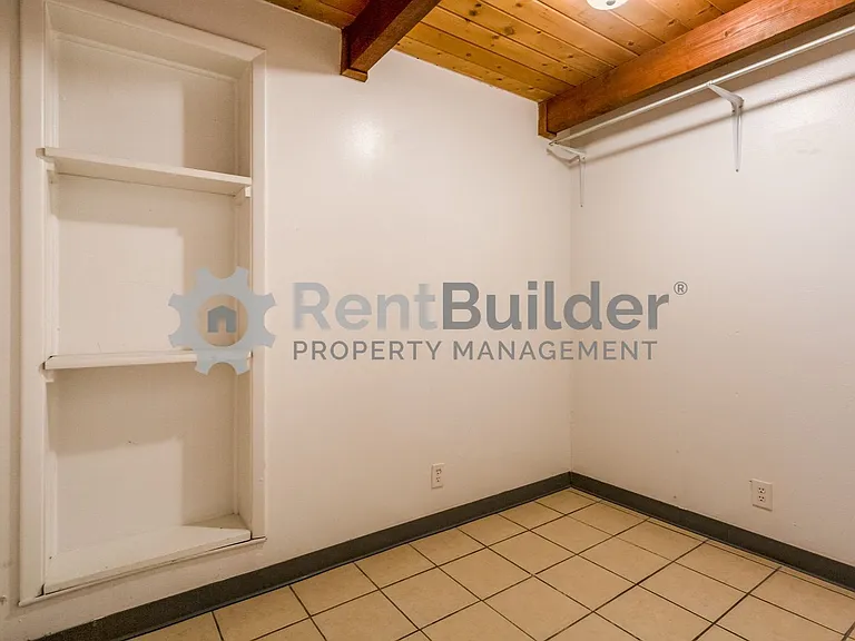 1605 Coal Ave SE — Photo 9