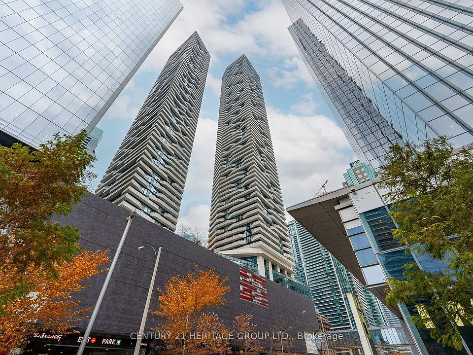 1st image of 88 Harbour St #4602