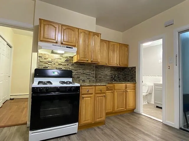 233 Avenue E #2 — Photo 8