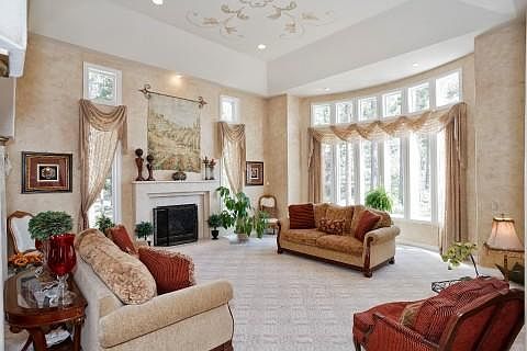 4th image of 1402 Fawnwood Rd