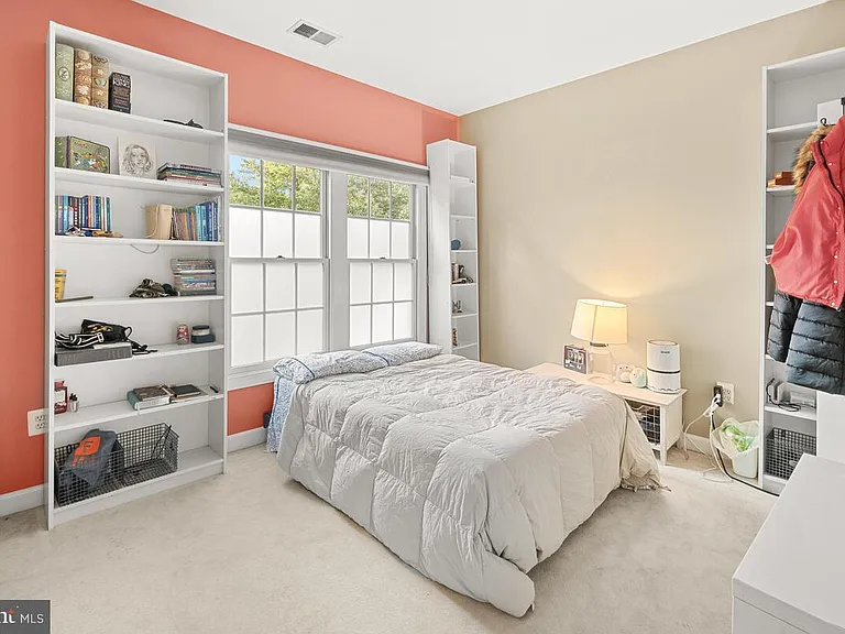 6430 Bellevue Pl — Photo 20