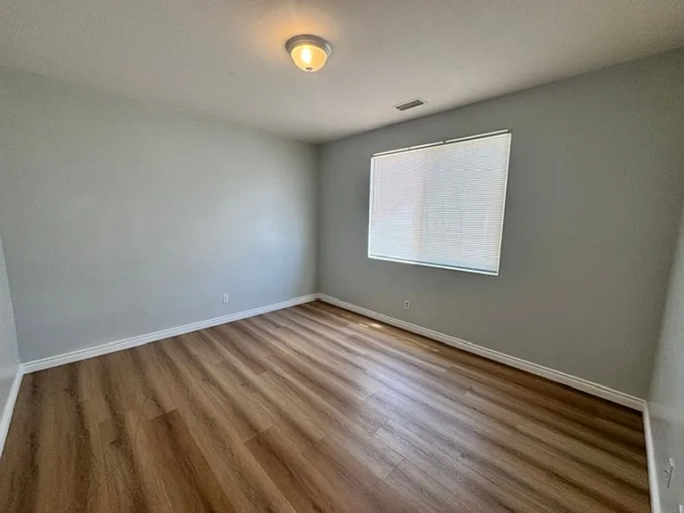 45426 Stanridge Ave — Photo 11