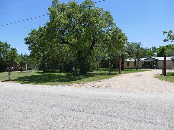 3rd image of 531 County Road 268