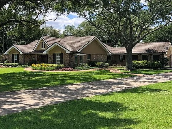 303 Abby Rd, Thibodaux, LA 70301