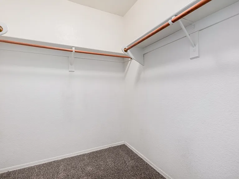 6636 N 90th Dr — Photo 14
