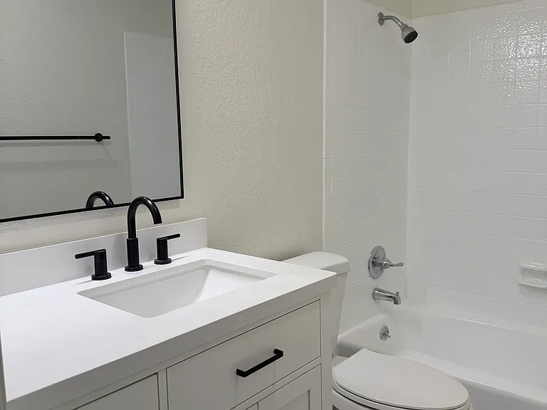 33891 El Encanto Ave #A — Photo 17