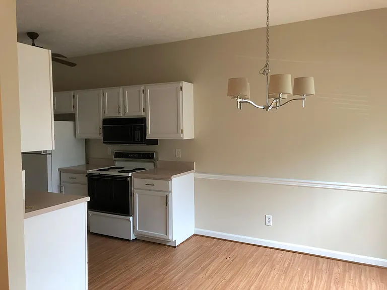 4424 Greenfern Way — Photo 3
