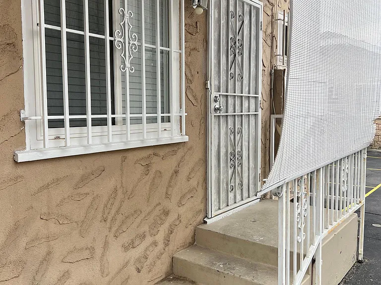 224 E Avenue 42 #1/2 — Photo 9