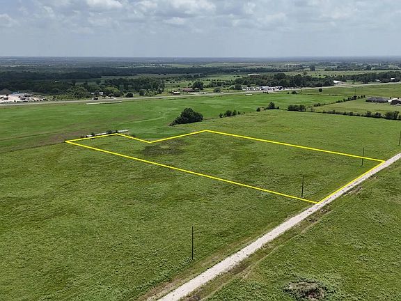 3rd image of P2l18 County Rd #463