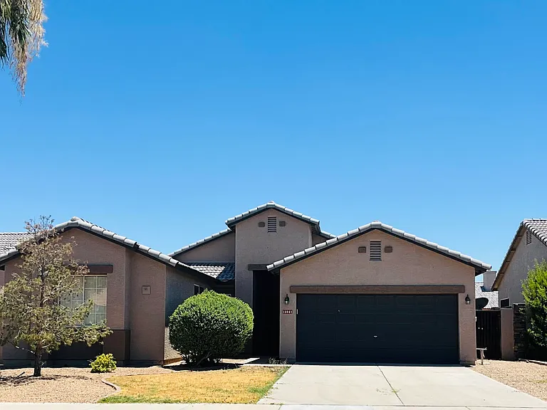 13561 W Ironwood St — Photo 2