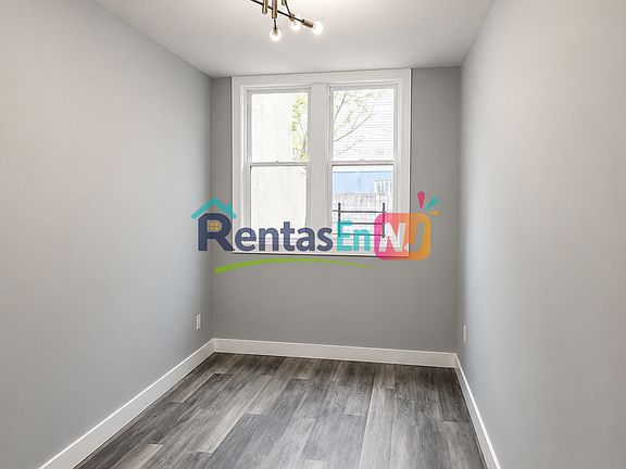 5th image of 235 2nd St #2B