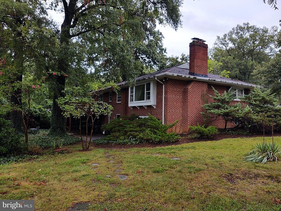 2nd image of 8500 Laverne Dr