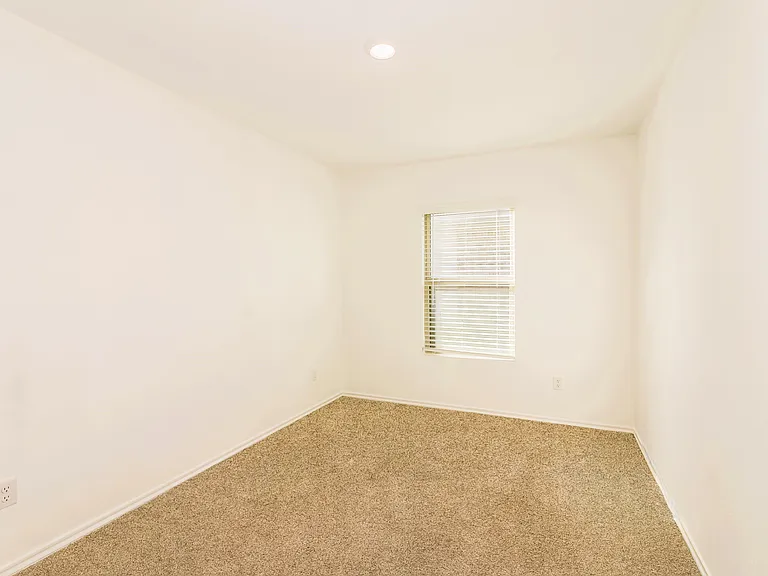 11150 N Lake Mist Ln — Photo 13