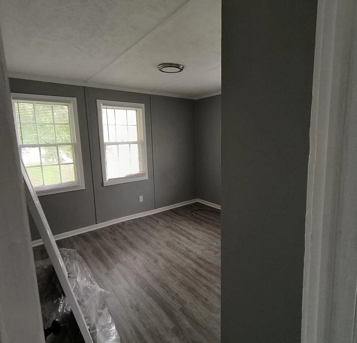 3 bed, 900 sqft, $950 — Photo 4