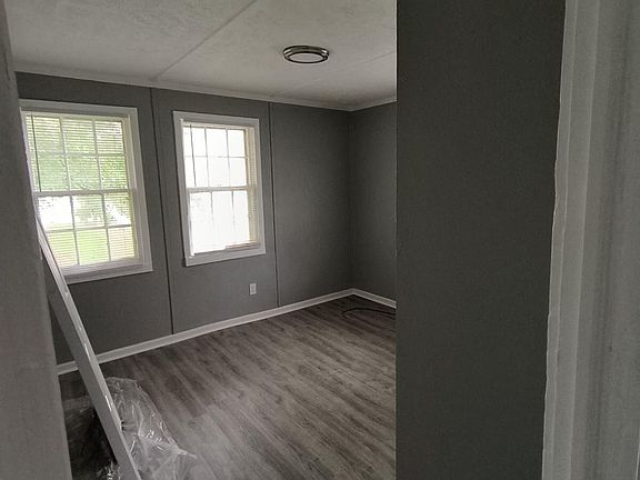 4th image of 416 Huron Ct