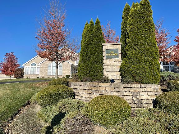 4th image of 939 Governors Cir