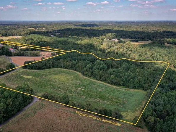 219 Buck Seaford Rd, Mocksville, NC 27028