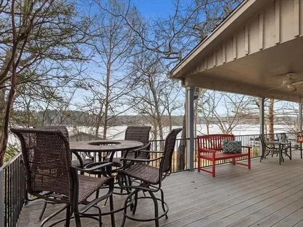 406 Hideaway Central Ln, Lindale, TX 75771
