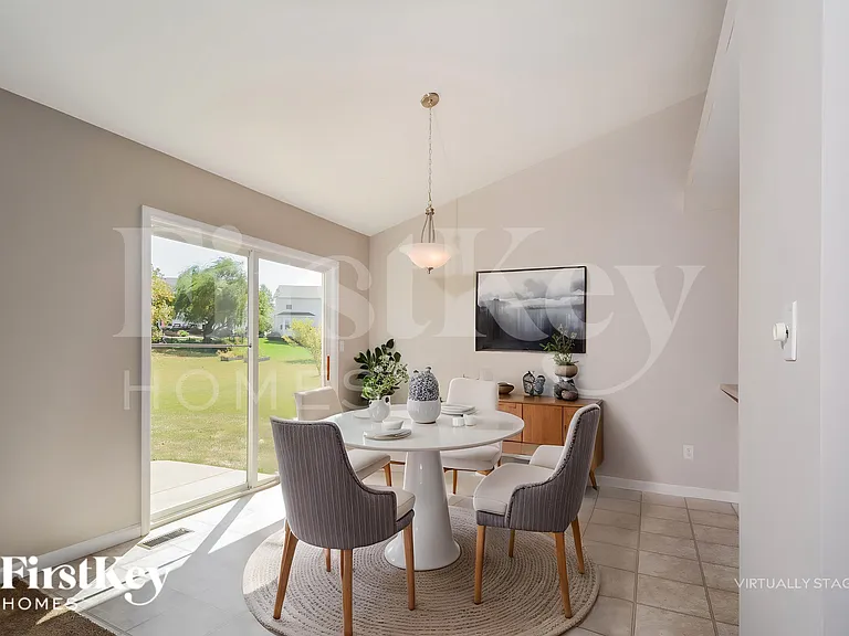 310 Rustic Oaks Dr — Photo 9