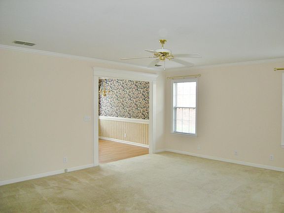 4th image of 1726 Keeneland Ct