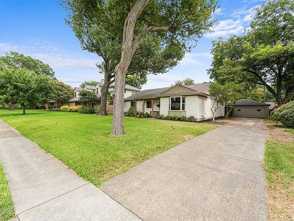 2nd image of 925 Fernwood Dr