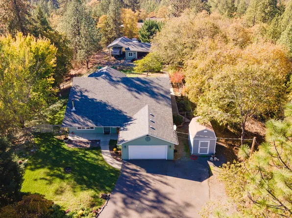 1885 Lonnon Rd, Grants Pass, OR 97527