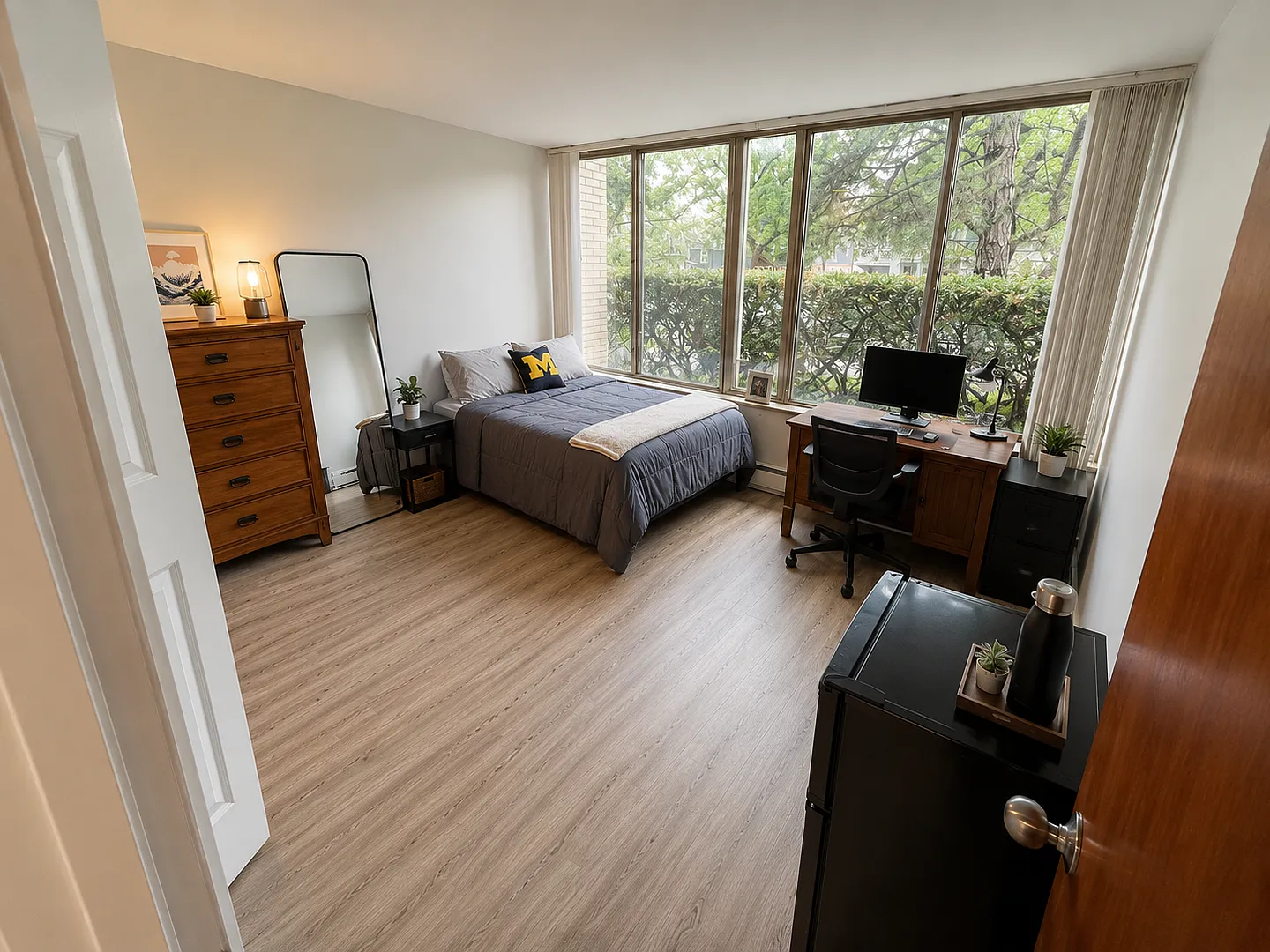 Varsity Management - 1001 S. Forest — Photo 3