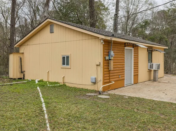 297 Peacock Path, Trinity, TX 75862