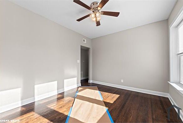 1st image of 11022 S Vernon Ave #4