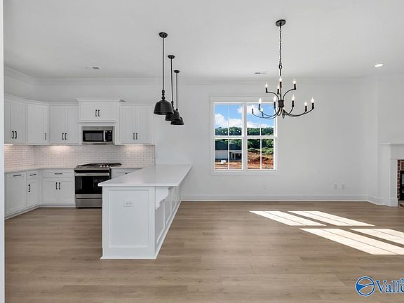 3rd image of 6420 Lenox Hill Way NW