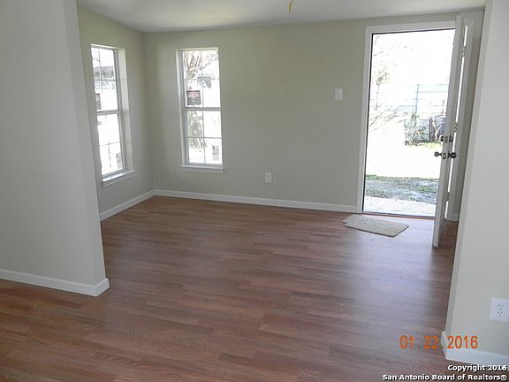 4th image of 1506 SW 19th St