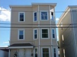 47 Springfield St, Lawrence, MA 01843