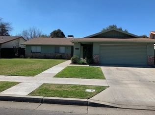 379 N Villa Ave, Fresno, CA 93727