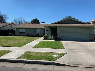 379 N Villa Ave photo 1