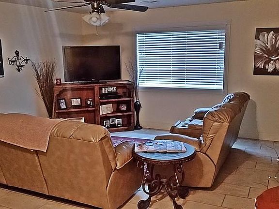 5th image of 813 N 30th St