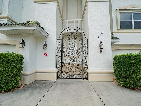 2nd image of 129 Breakers Ct APT 131