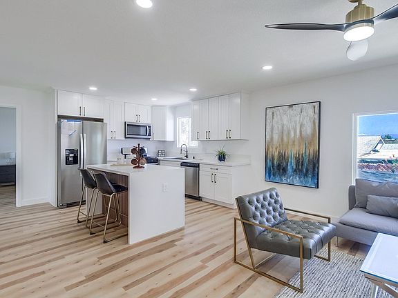 4th image of 2927-29 Ridgeway Dr #2929