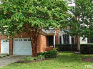 9423 Oglebay Ct, Raleigh, NC 27617