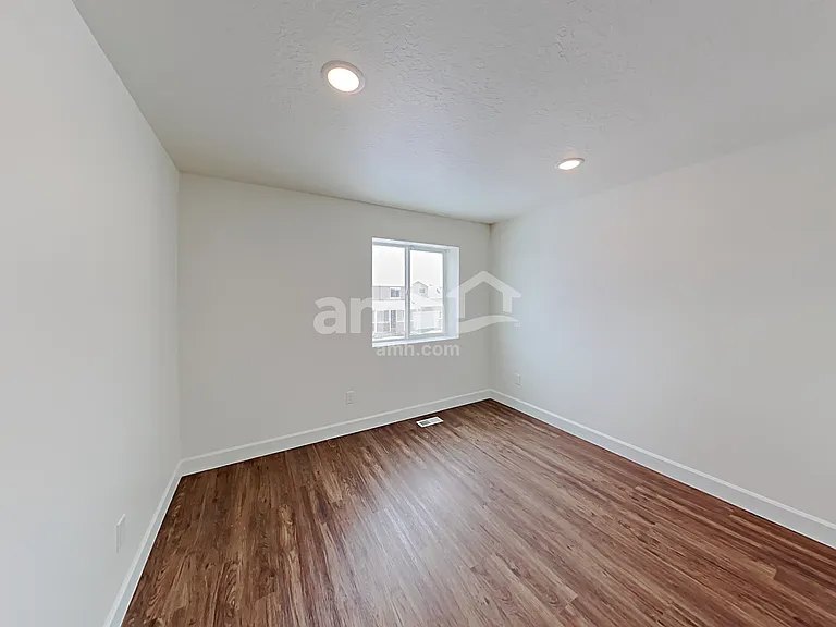 2388 E Frontier St — Photo 21