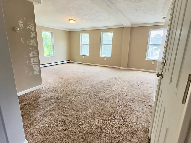 46 Brandon Rd #2 — Photo 1