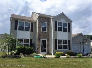 54 Sherrybrooke Dr, Howell, NJ 07731