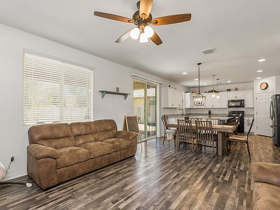 5th image of 2440 E Fawn Dr